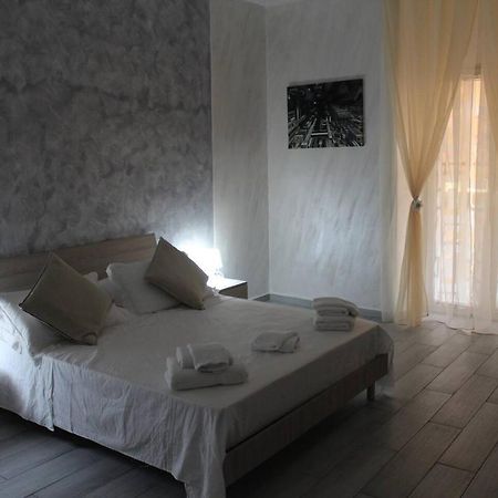 אפרטהוטל נאפולי Casa Vacanza Grey מראה חיצוני תמונה