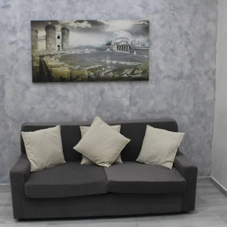 אפרטהוטל נאפולי Casa Vacanza Grey מראה חיצוני תמונה