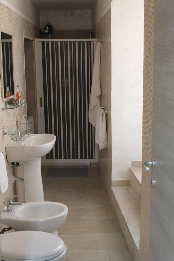 אפרטהוטל נאפולי Casa Vacanza Grey מראה חיצוני תמונה