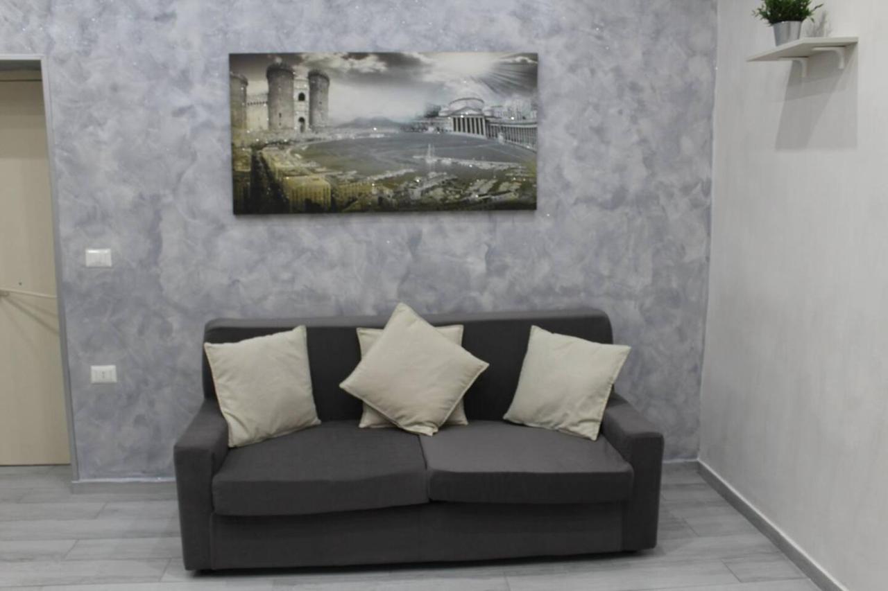אפרטהוטל נאפולי Casa Vacanza Grey מראה חיצוני תמונה