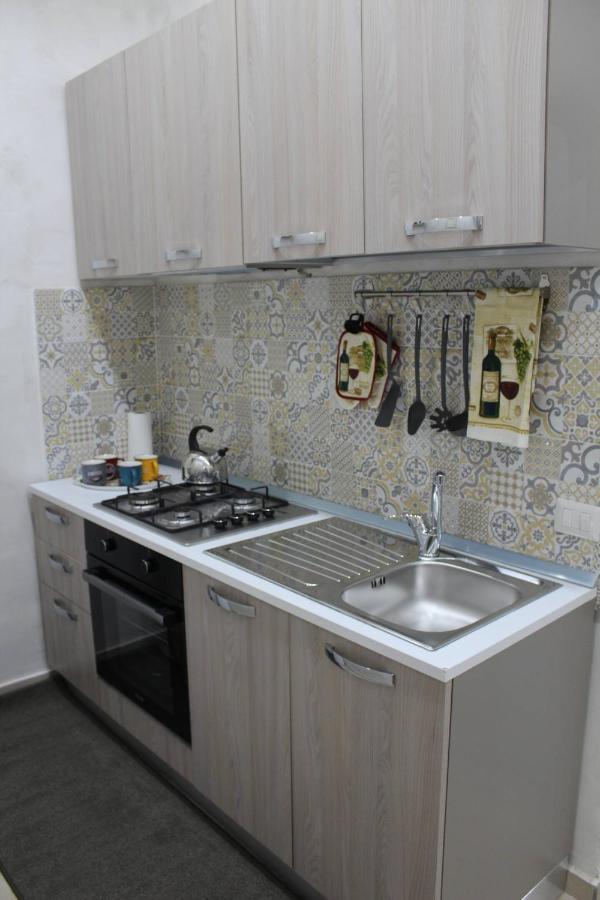 אפרטהוטל נאפולי Casa Vacanza Grey מראה חיצוני תמונה