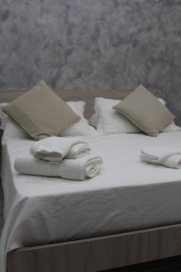 אפרטהוטל נאפולי Casa Vacanza Grey מראה חיצוני תמונה